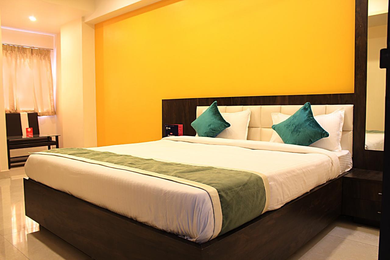 Hotel Ab Palace Jamshedpur Bagian luar foto