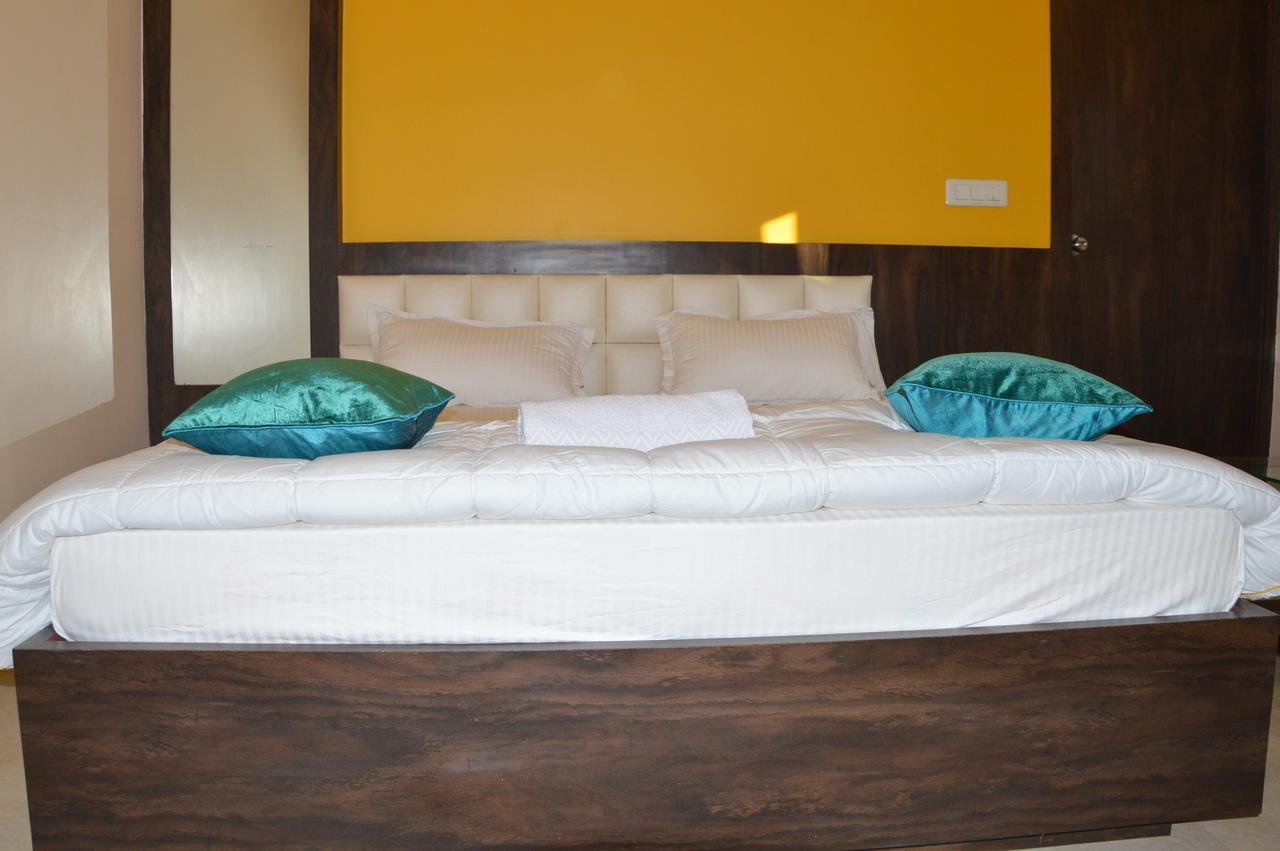 Hotel Ab Palace Jamshedpur Bagian luar foto